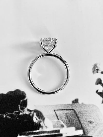 White Gold vs. Platinum: What's the Difference?