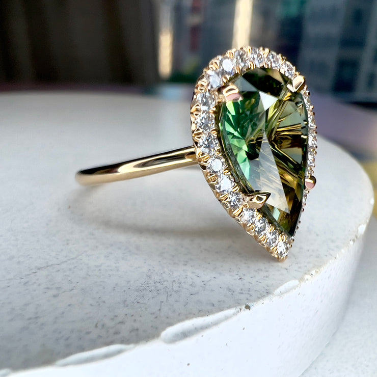 Gold green diamond ring Clearance
