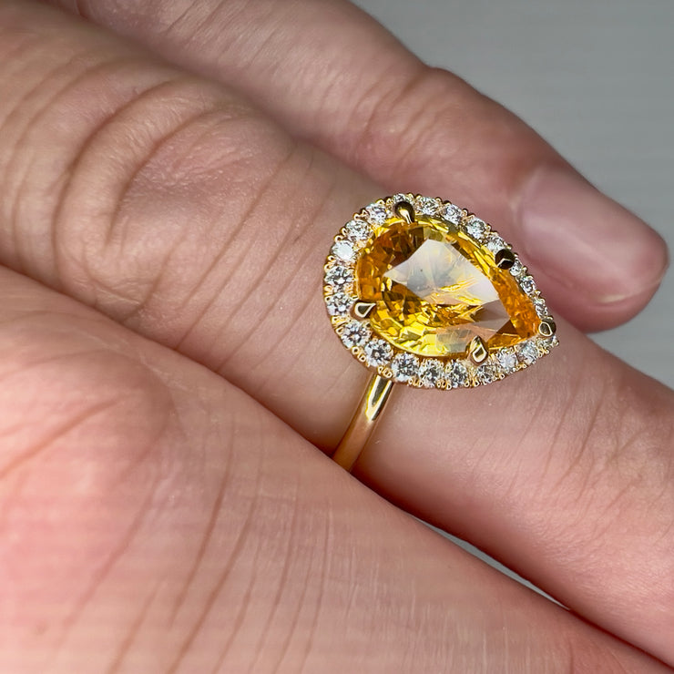 Side View On Finger Nola 2.64 Carat Natural Oval-Cut Yellow Sapphire Halo Engagement Ring Eco-Friendly 18k Yellow Gold