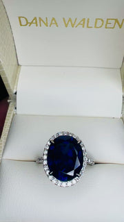 Vivienne 6.00.ct Lab Grown Deep Blue Sapphire Halo Engagement Ring
Video
