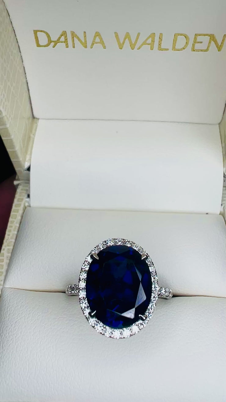 Vivienne 6.00.ct Lab Grown Deep Blue Sapphire Halo Engagement Ring
Video