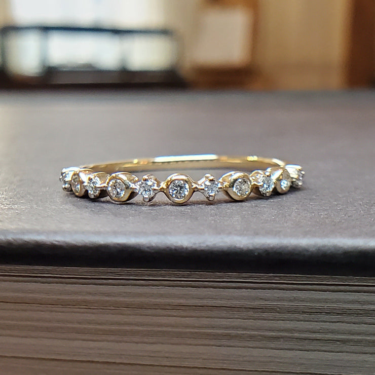 Zia Diamond Wedding Band