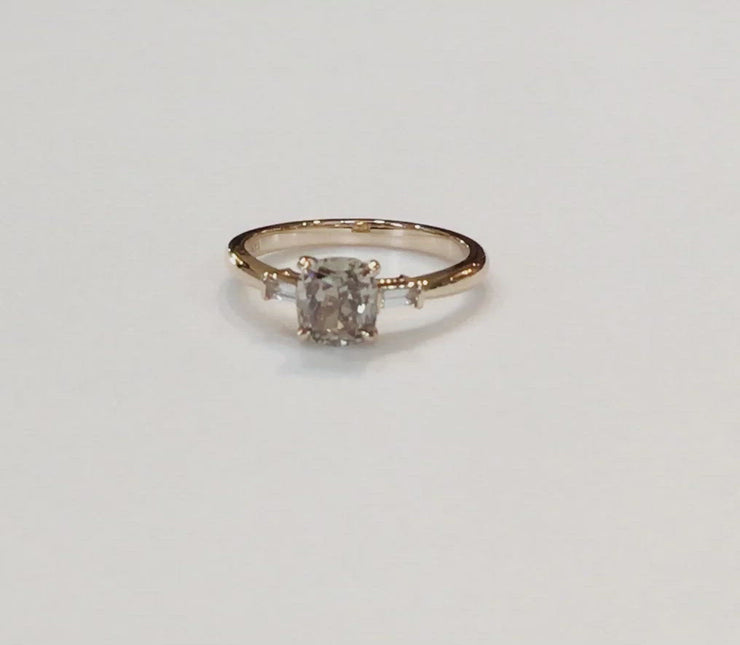 Video Tia 1ct Cushion Cut Diamond & Baguette Engagement Ring