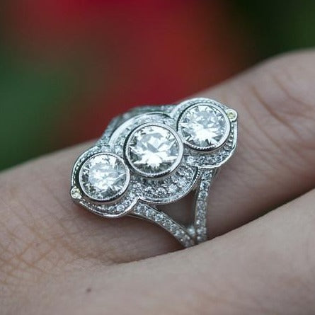 Antique 3 2025 stone diamond ring