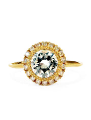 Unique vintage inspired diamond halo ring with milgrain in yellow gold - Marquesa