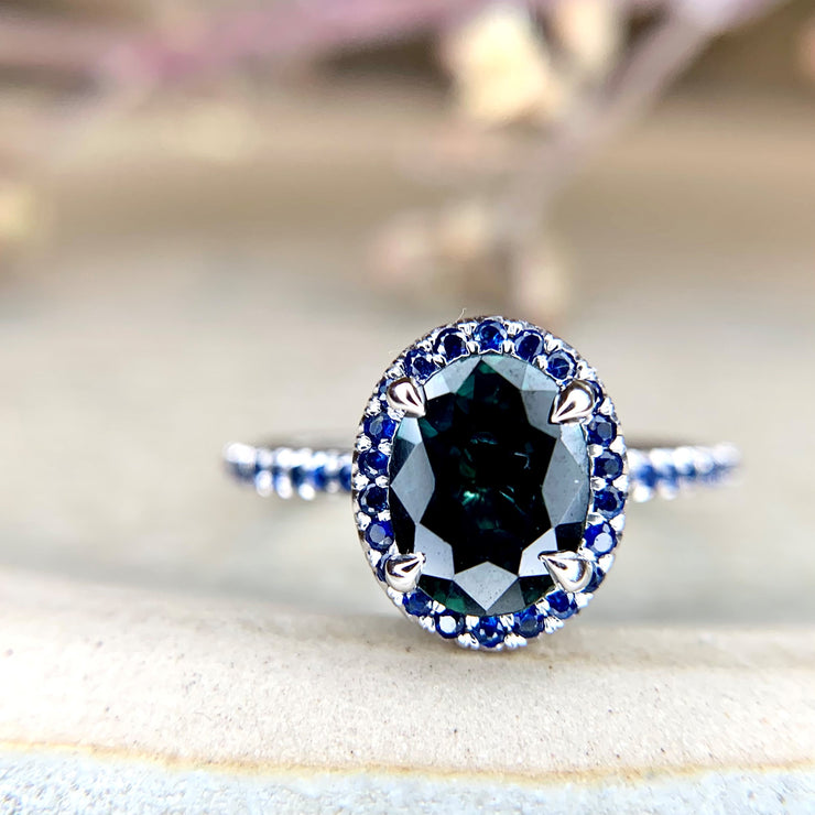 26.00 carat blue sapphire & natural diamond cocktail ring, Large sapphire  statement ring – Lilo Diamonds