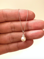 Diamond and Pearl Necklace