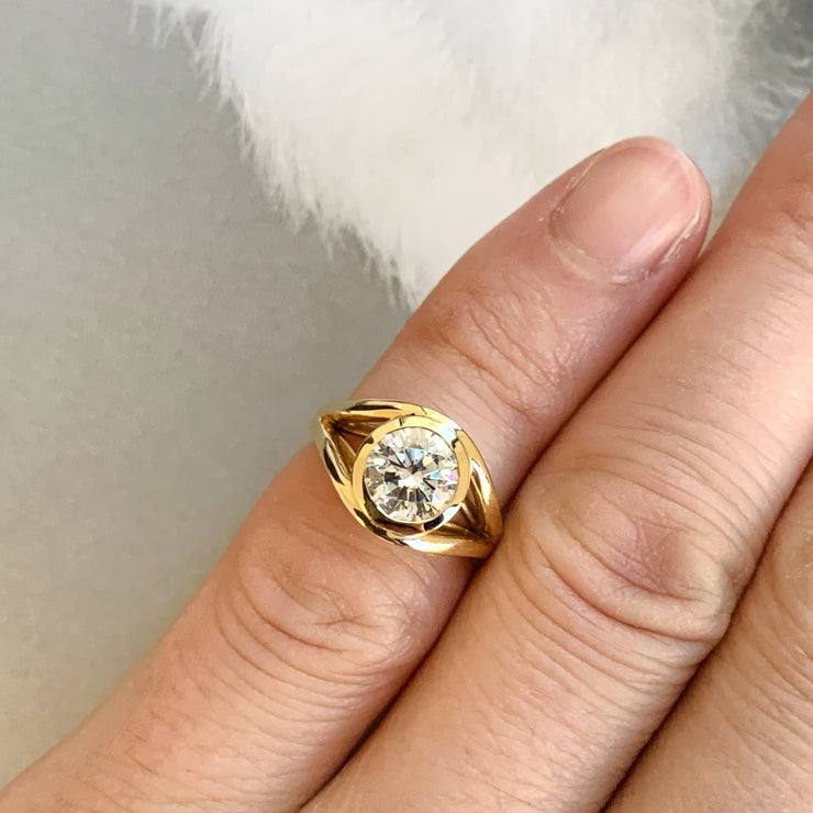 Nicoletta diamond solitaire engagement ring on Dana Chin&