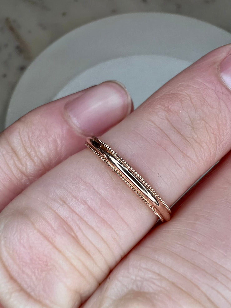 Minetta Classic 2.5mm Rose Gold Milgrain Ring