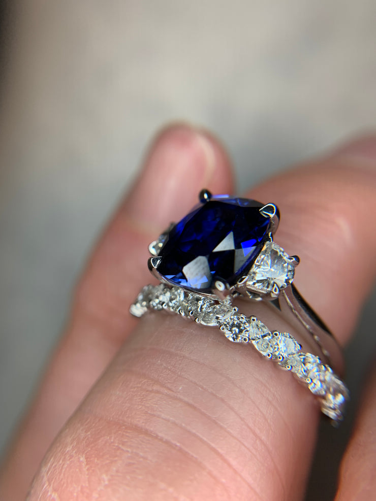 Sapphire Three Stone Engagement Ring Show from the Side